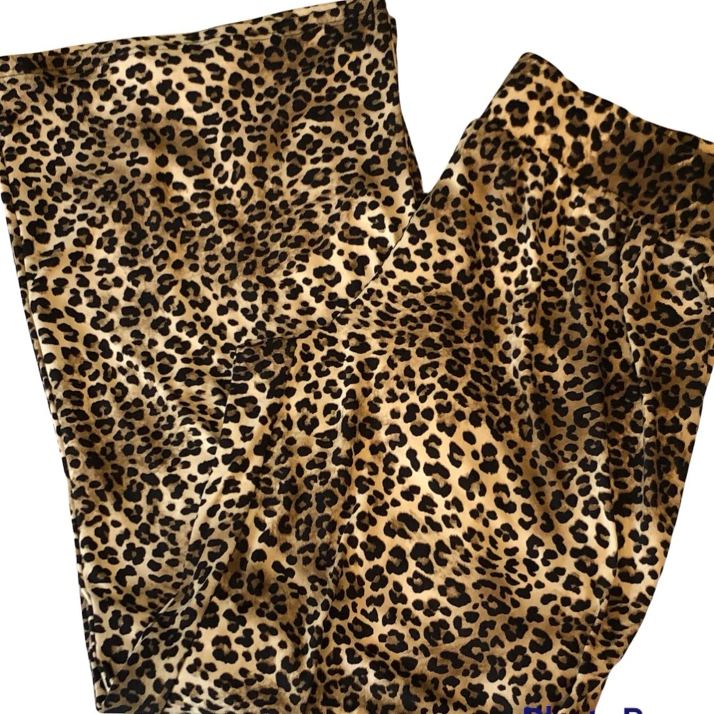 Joe Benbasset leopard pants wide leg size large.